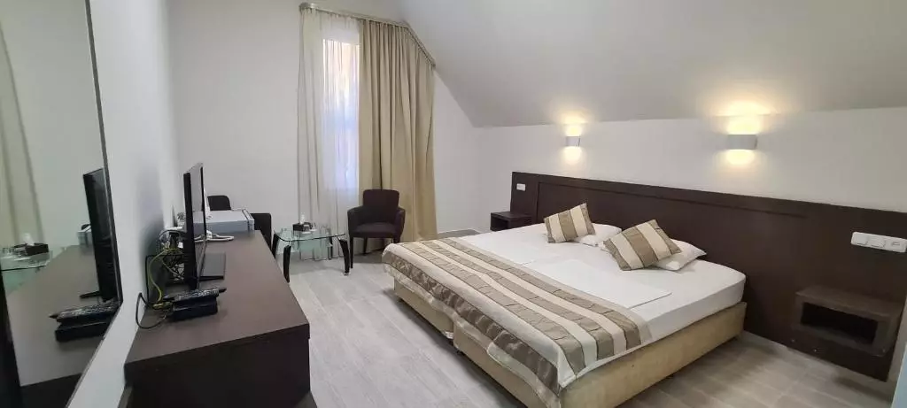 اتاق YEREVAN DELUXE